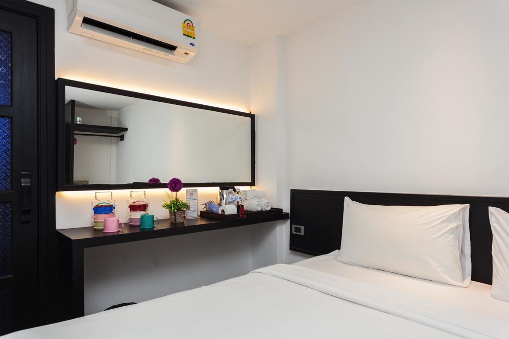 Islanda Boutique Hotel Patong Exterior photo