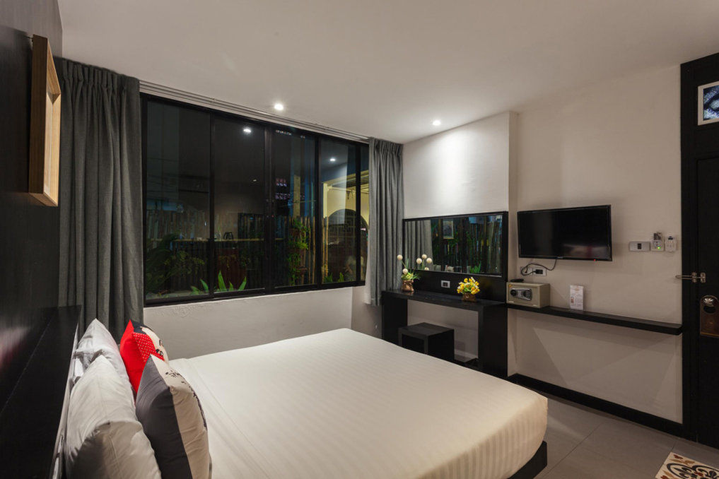 Islanda Boutique Hotel Patong Exterior photo